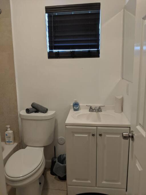 3 Bedroom Miami Home 15 Minutes To The Beach 外观 照片